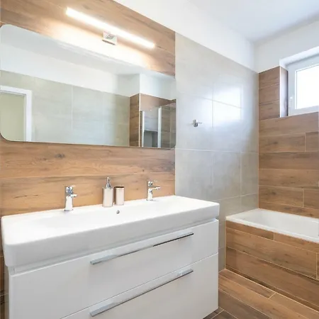 Apartmany Noviny Trencin Exterior photo